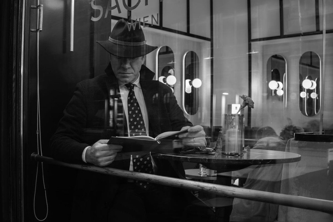 What comes to your mind when you see this image? 🕵️🧐⁠
⁠
Marvellous image by member Safen B @safeensb in response to this months assignment 'Portraiture' 📸👏⁠
⁠
This month we're working with @kentfaith.official and they're kindly providing a MEGA p